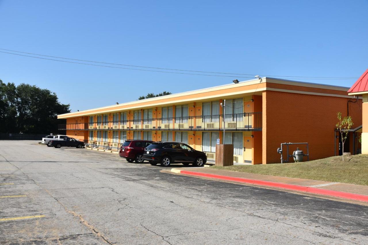 Homeplace Inn Jacksonville Exterior photo